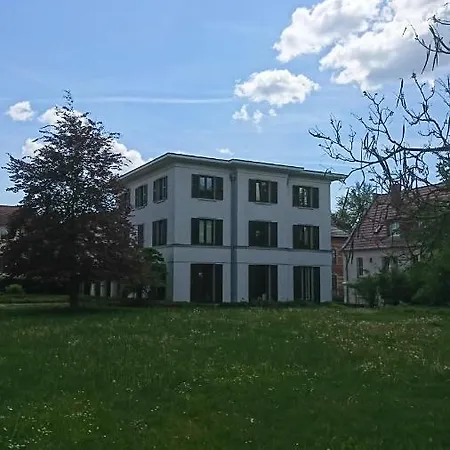 In Architeken - In Theaternaehe * Meiningen